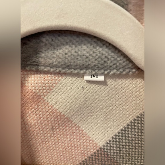 bundle of 2 checkered pattern shacket (pink and red) - Picture 4 of 12